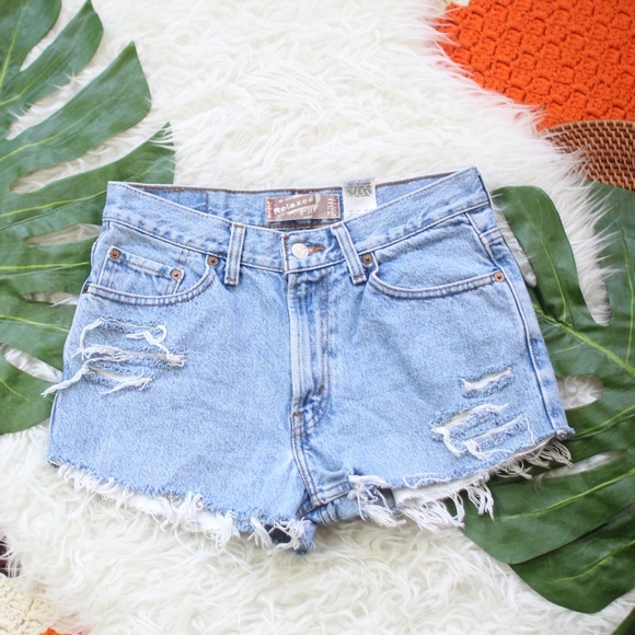 Levi's Pants - Levis 550 VTG Distressed Jeans Shorts 28